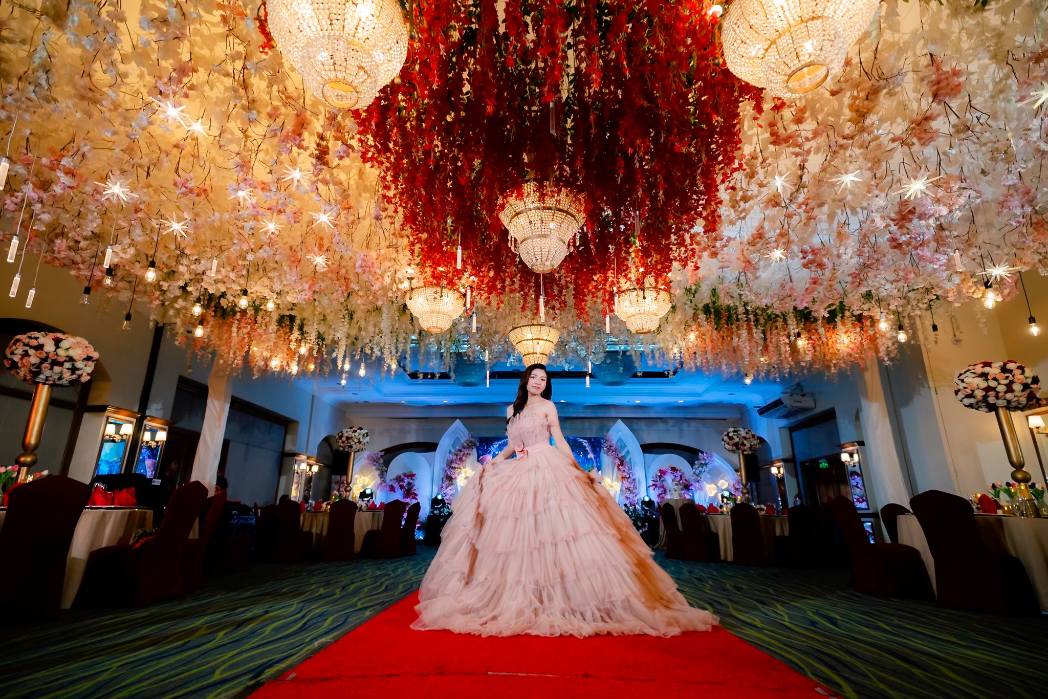 488050033 1073356541478114 7123485261331530267 n - Dazzle Events And Weddings - Catherine